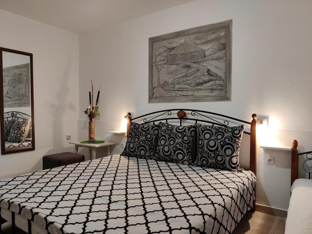 Apartments Helena โปแมร์ ภายนอก รูปภาพ