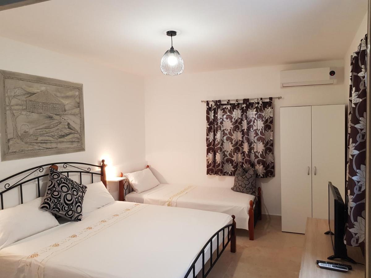 Apartments Helena โปแมร์ ภายนอก รูปภาพ