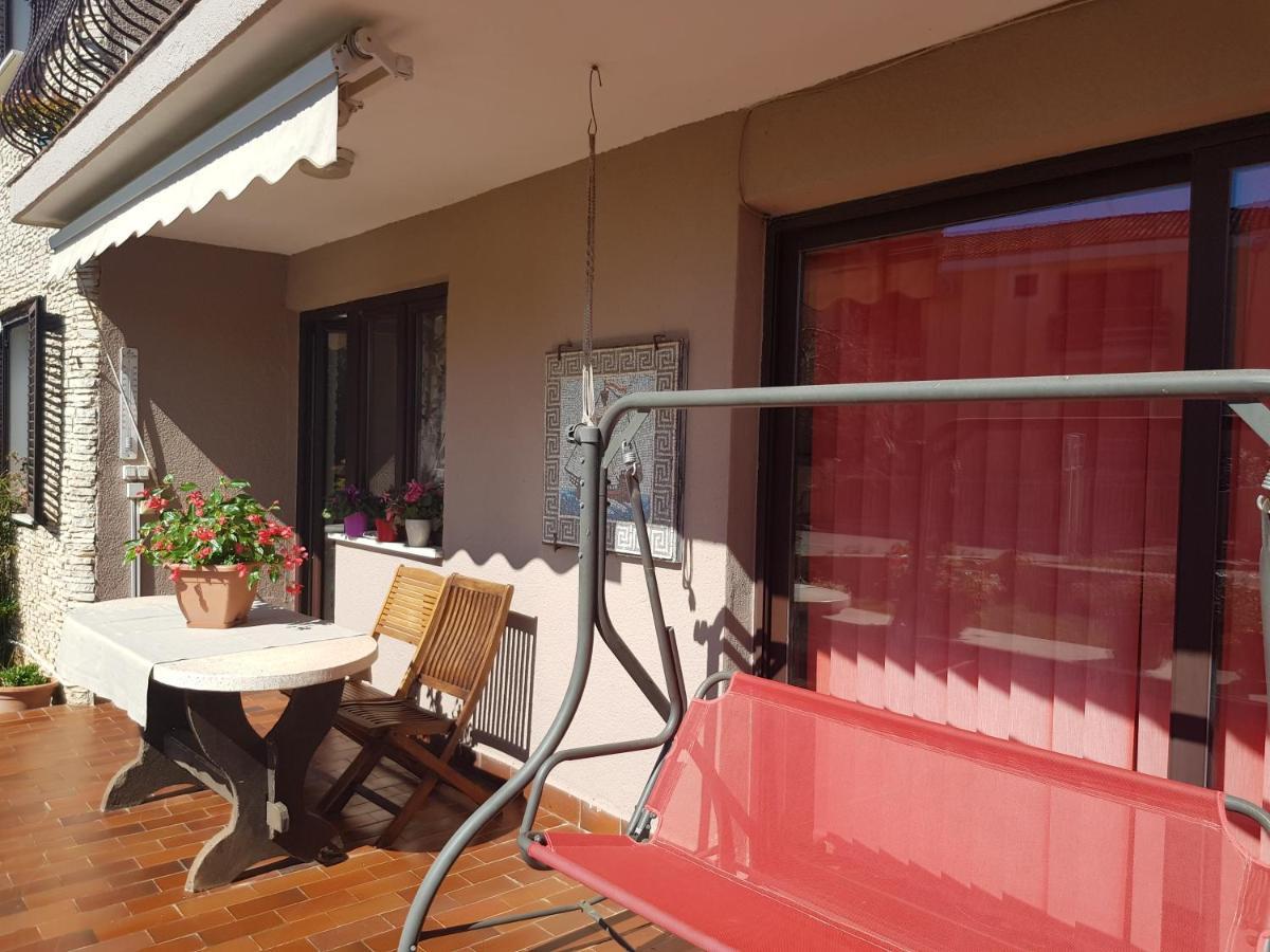 Apartments Helena โปแมร์ ภายนอก รูปภาพ
