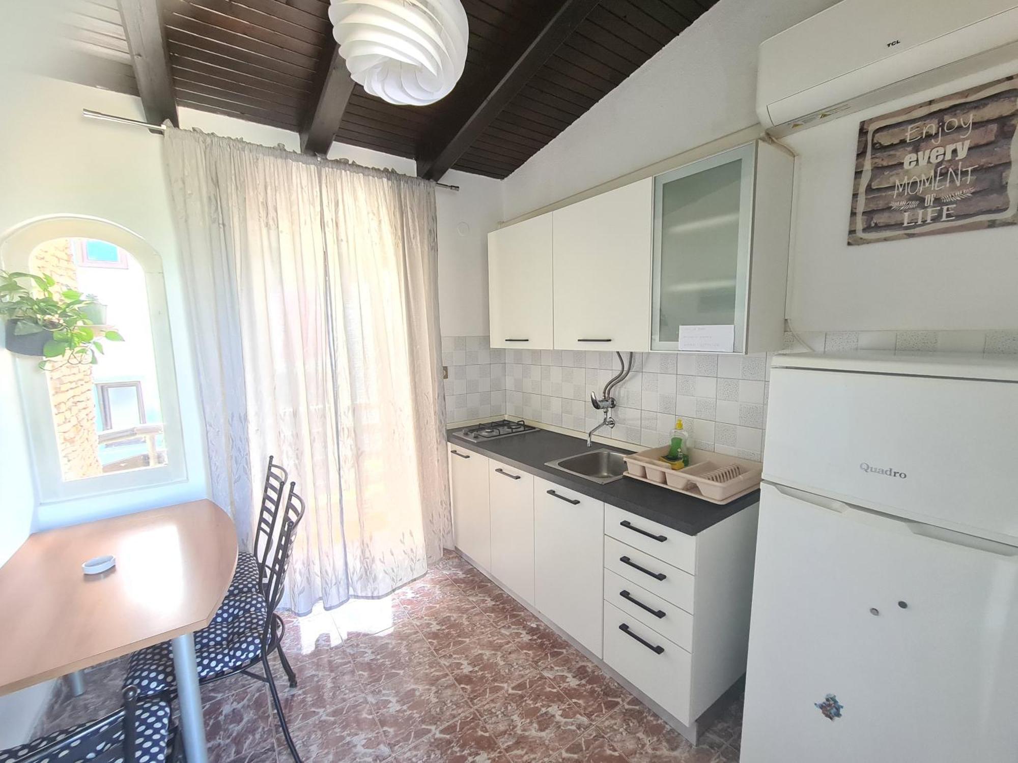 Apartments Helena โปแมร์ ภายนอก รูปภาพ